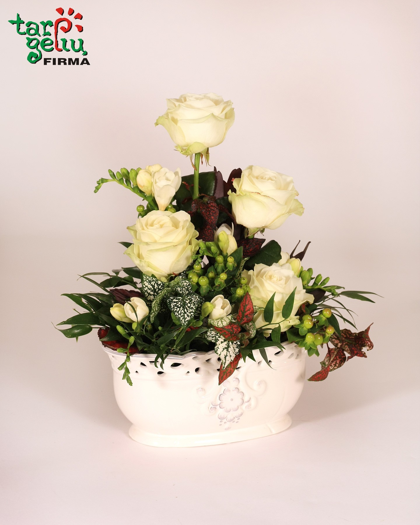 Mini arrangement of the urn