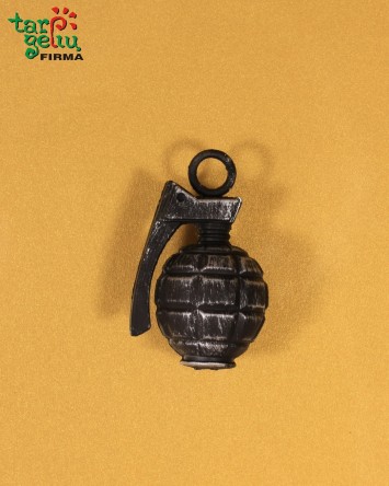 Žmona kaip granata, tereikia...