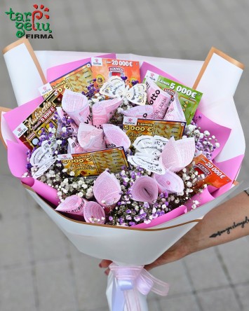 Loterijos bilietų puokštė